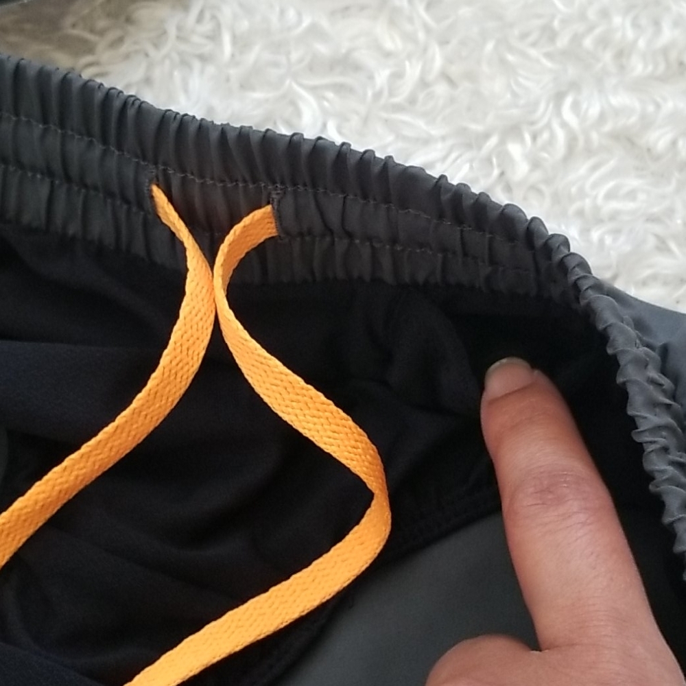NWT Under Armour Shorts - Picture 4 of 7